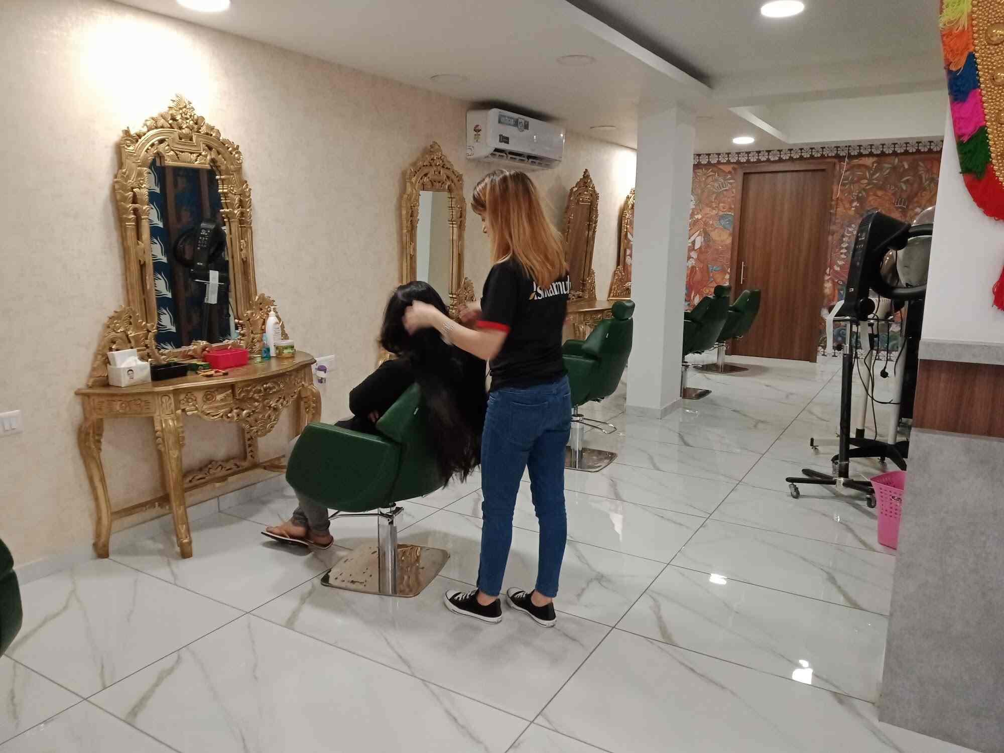 Ashtamudi Bridal Salon